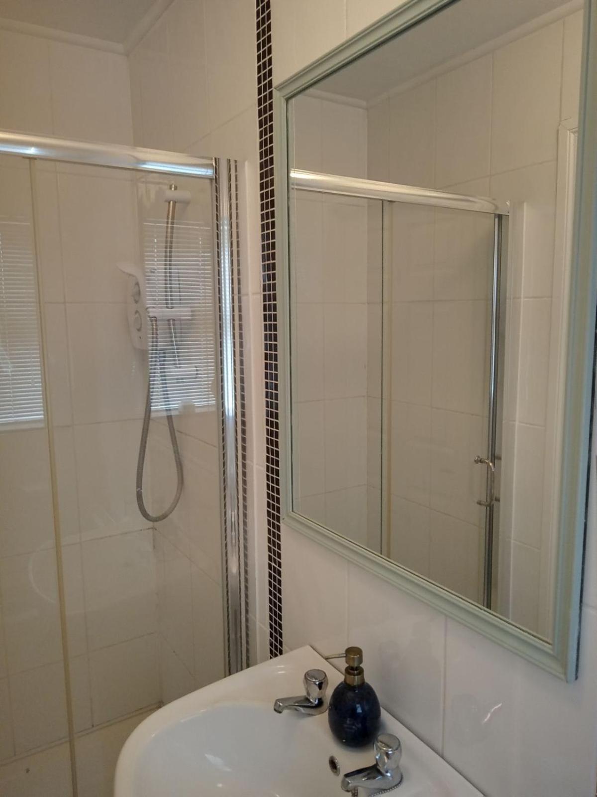 El Roi Guest Accommodation Waterford Bagian luar foto